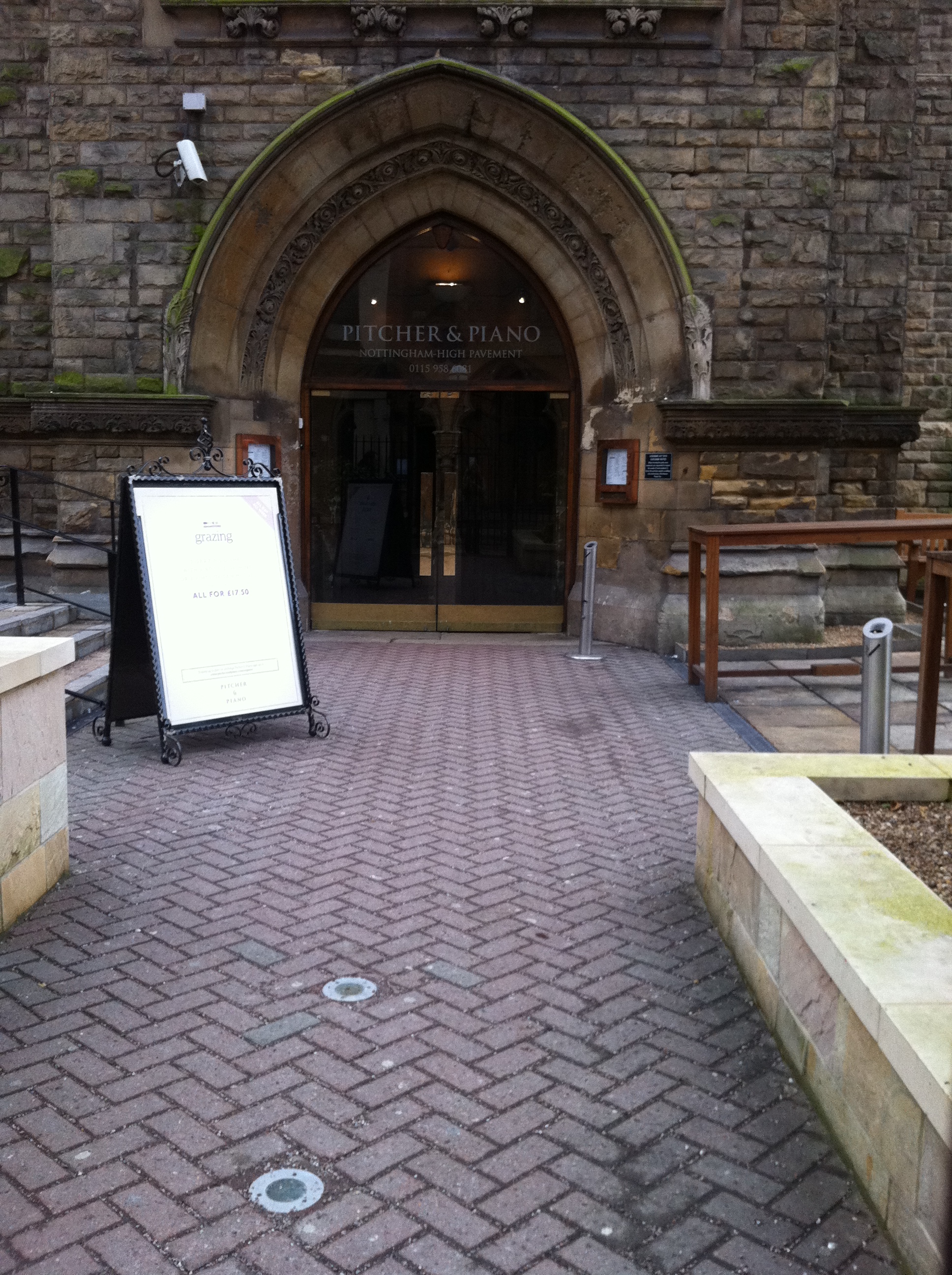 Entrance to Bar - step free